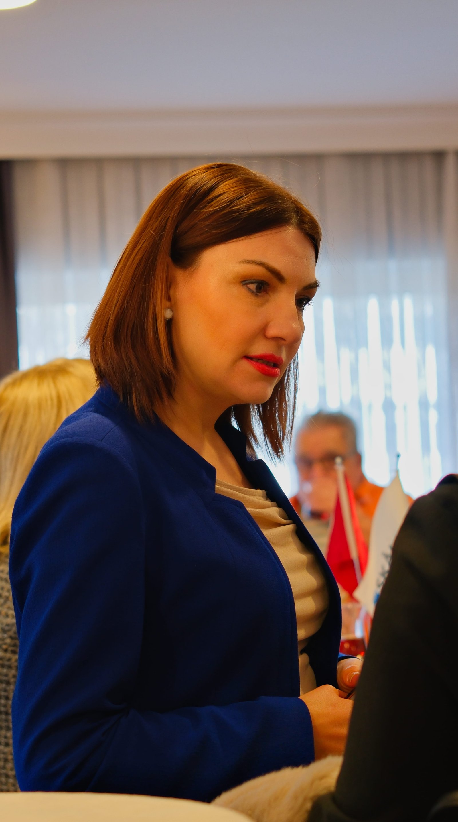 GAMZE GÜLÇAĞ YENİ ÖZMERMER